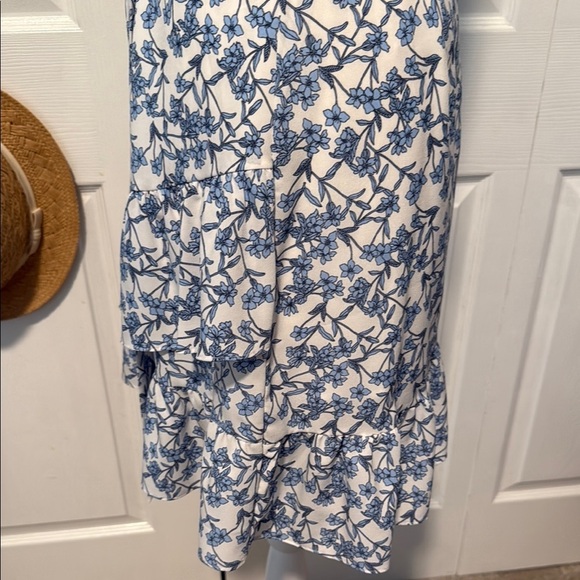 Banana Republic Floral Blue and White Dress new w/o tags 10 - Picture 6 of 14